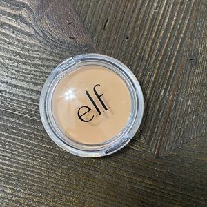 E.l.f Prime and Stay Finishing Powder